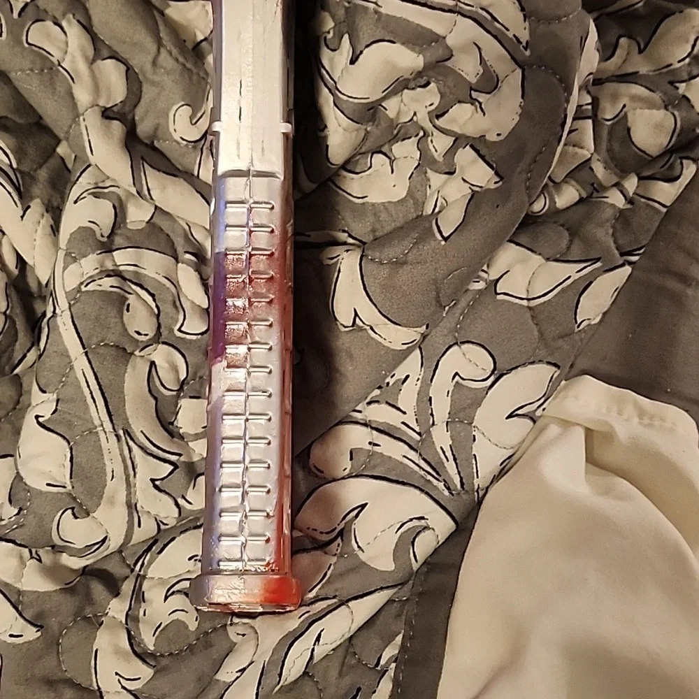 Custom painted ar15/30rd mag